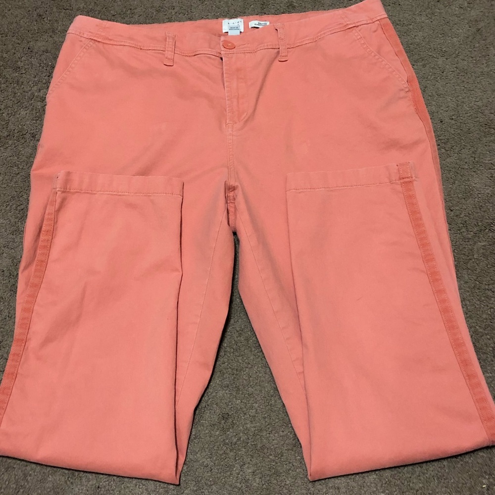 🌟 2/$8 🌟A New Day pants